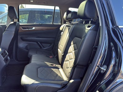 2024 Volkswagen Atlas 2.0T SE w/Technology