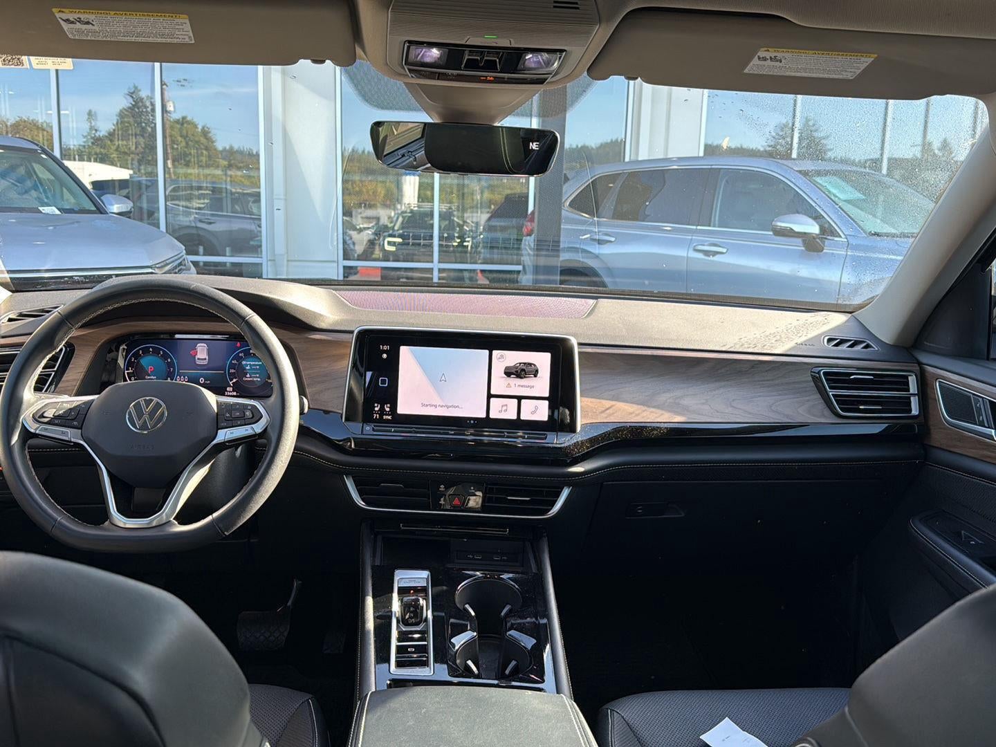2024 Volkswagen Atlas 2.0T SE w/Technology