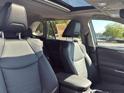 2024 Toyota Rav4 XLE Premium