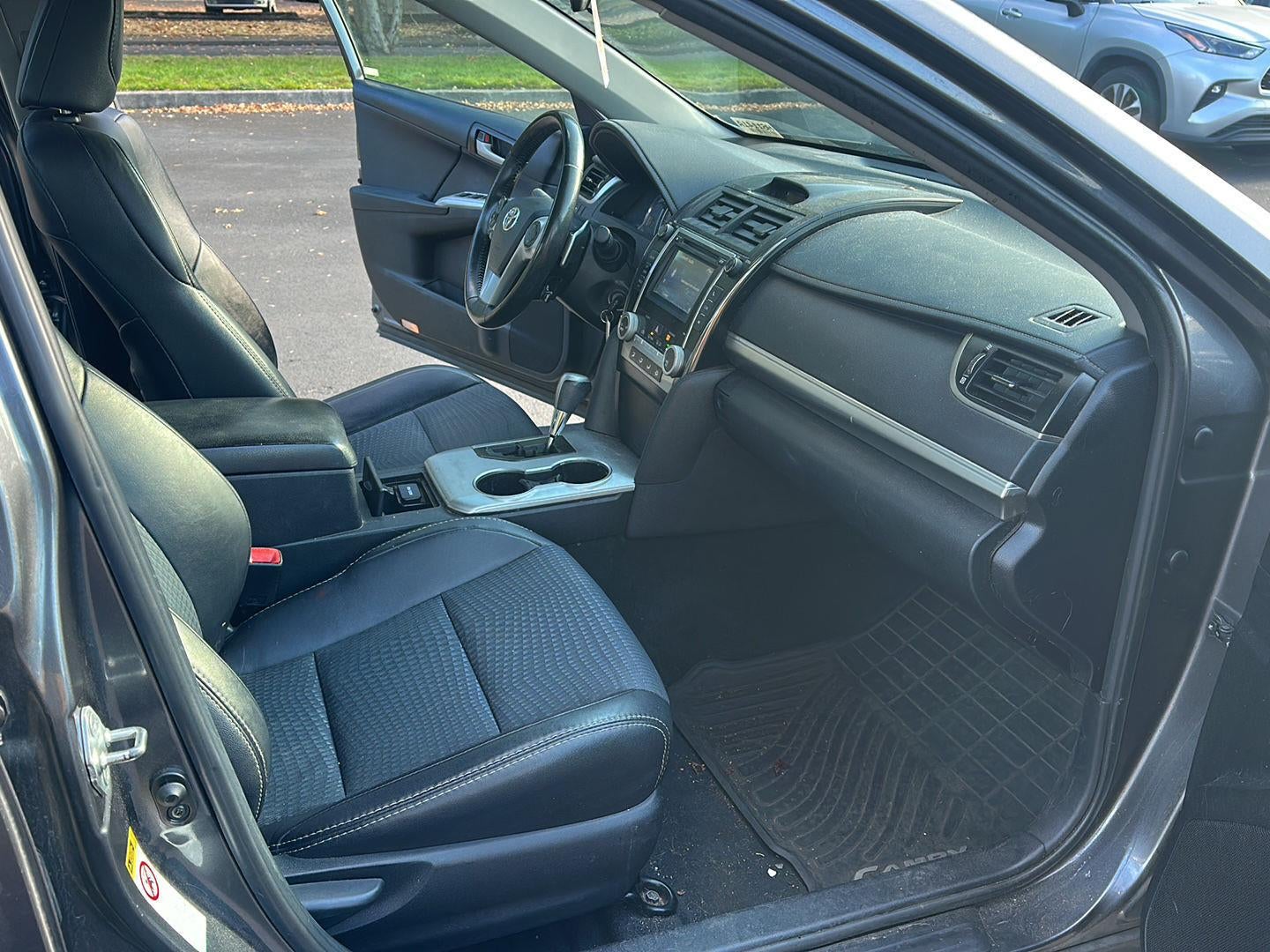 2013 Toyota Camry SE