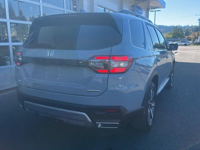 2025 Honda Pilot Touring