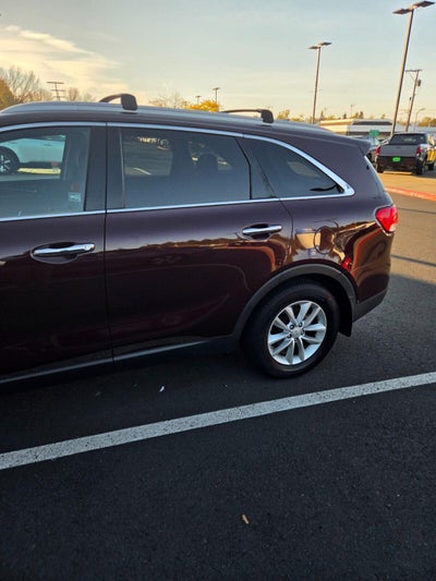 2018 Kia Sorento LX