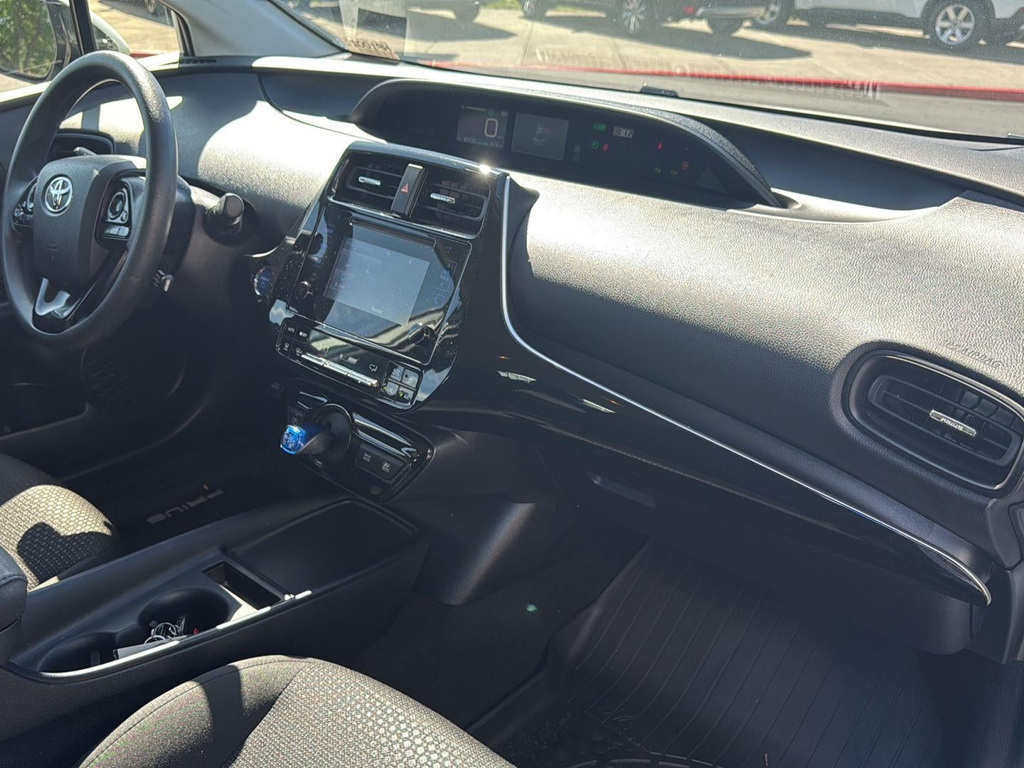 2019 Toyota Prius LE AWD-e
