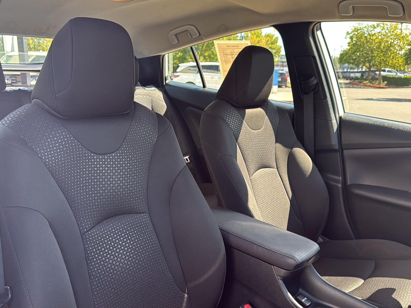 2019 Toyota Prius LE AWD-e