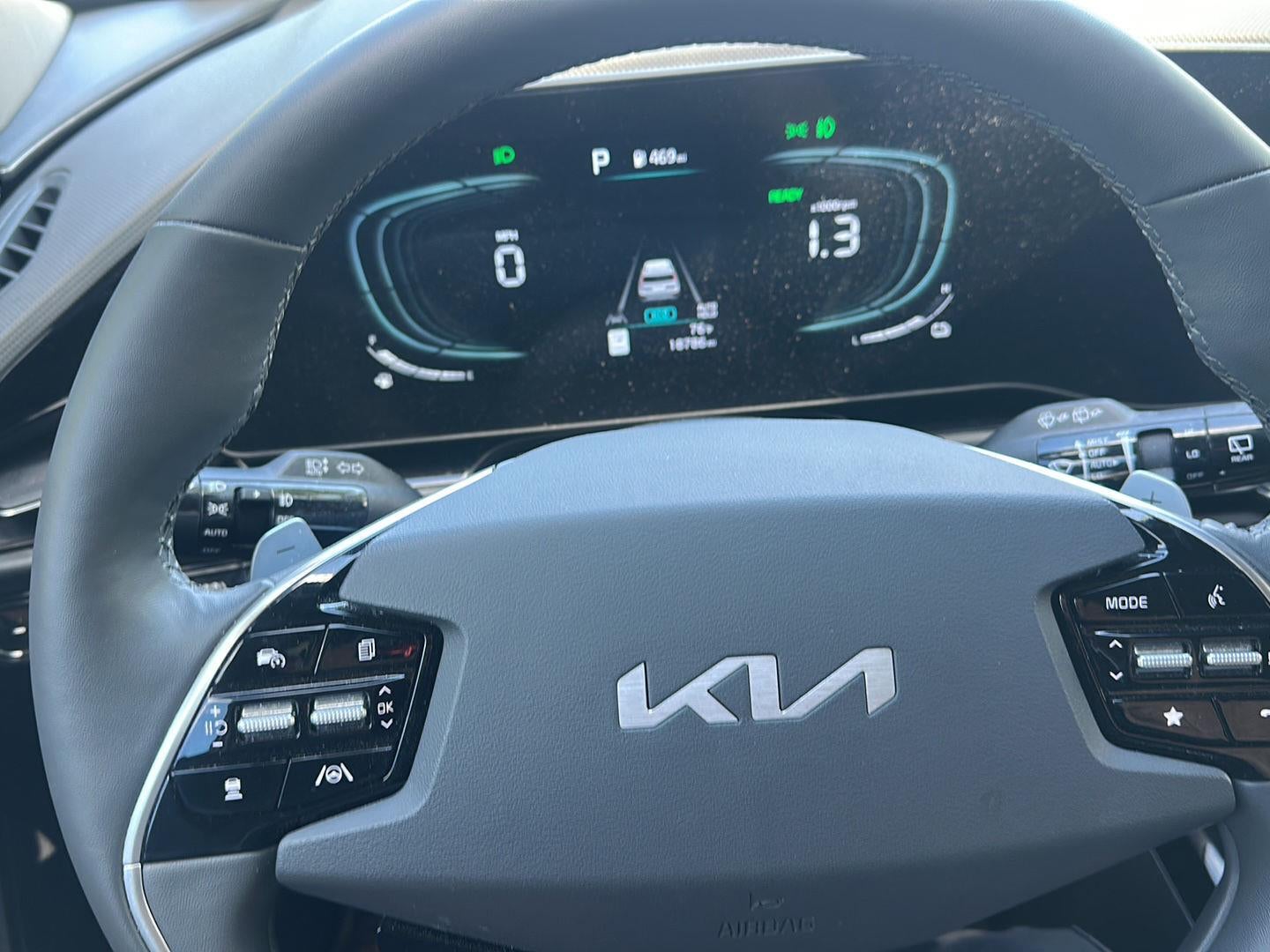 2024 Kia Niro SX Touring