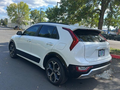 2024 Kia Niro SX Touring